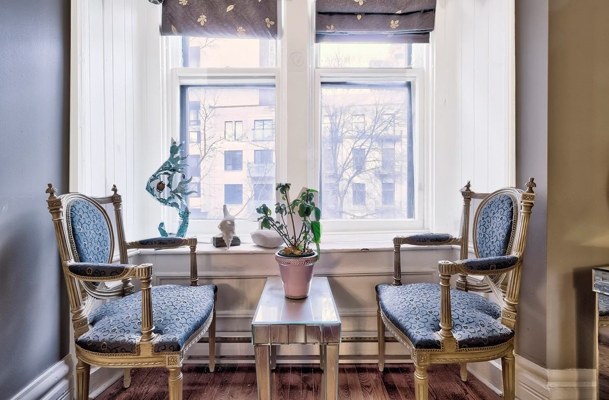 Victorian Duplex - Photo 2 of 18