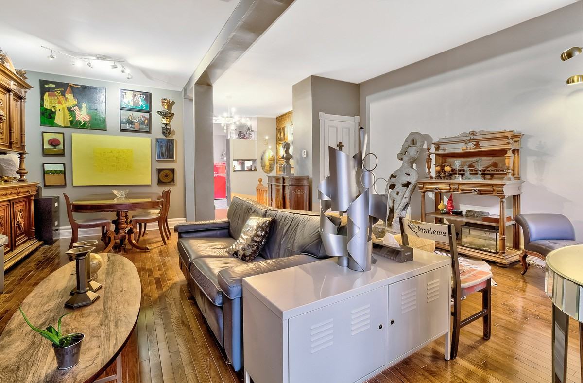 Victorian Duplex - Photo 3 of 18