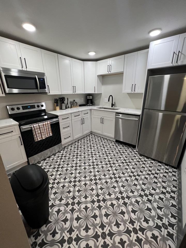 630 E 16th Ave #3 - Photo 7 of 13