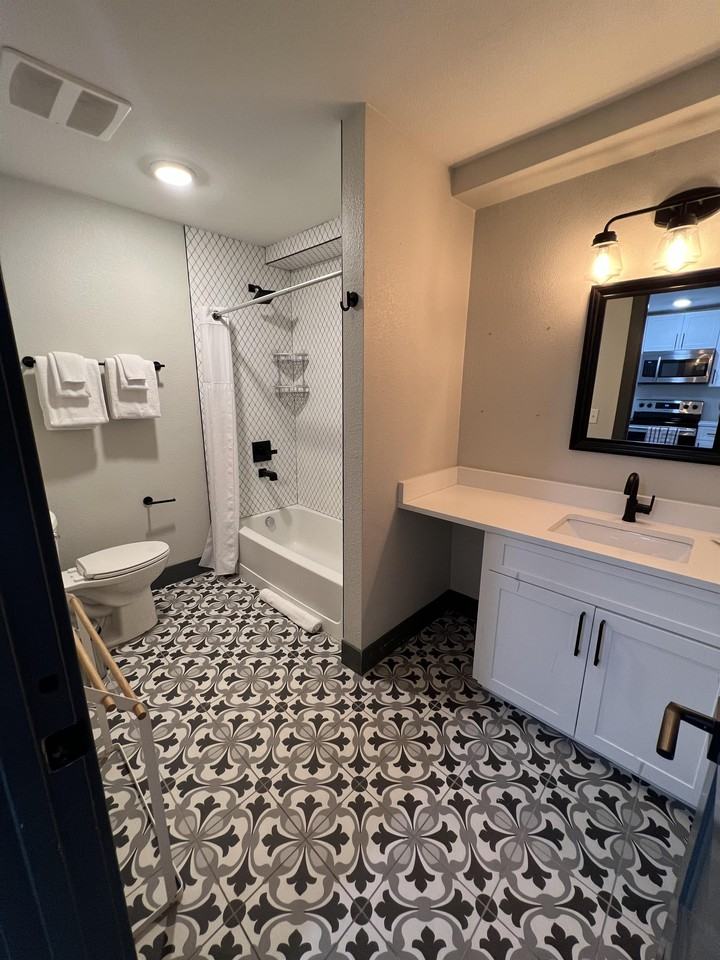 630 E 16th Ave #3 - Photo 4 of 13