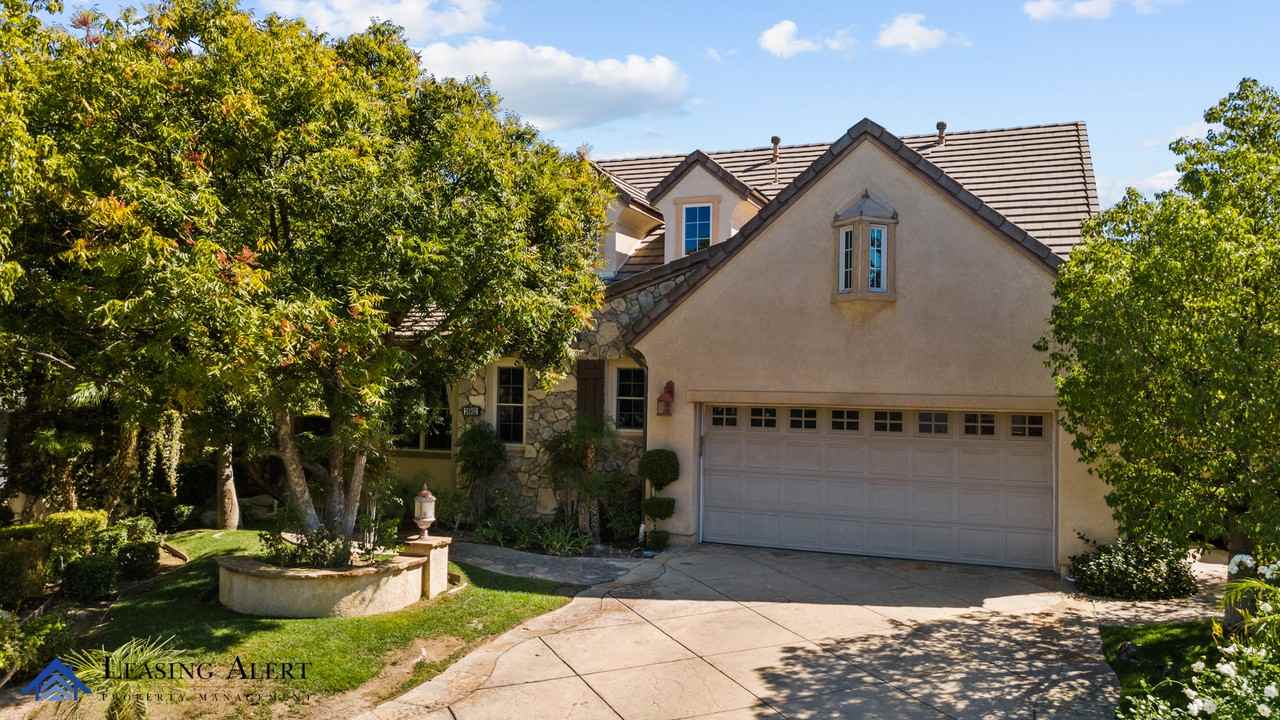 26802 Pine Cliff Pl #1 - Photo 3 of 50