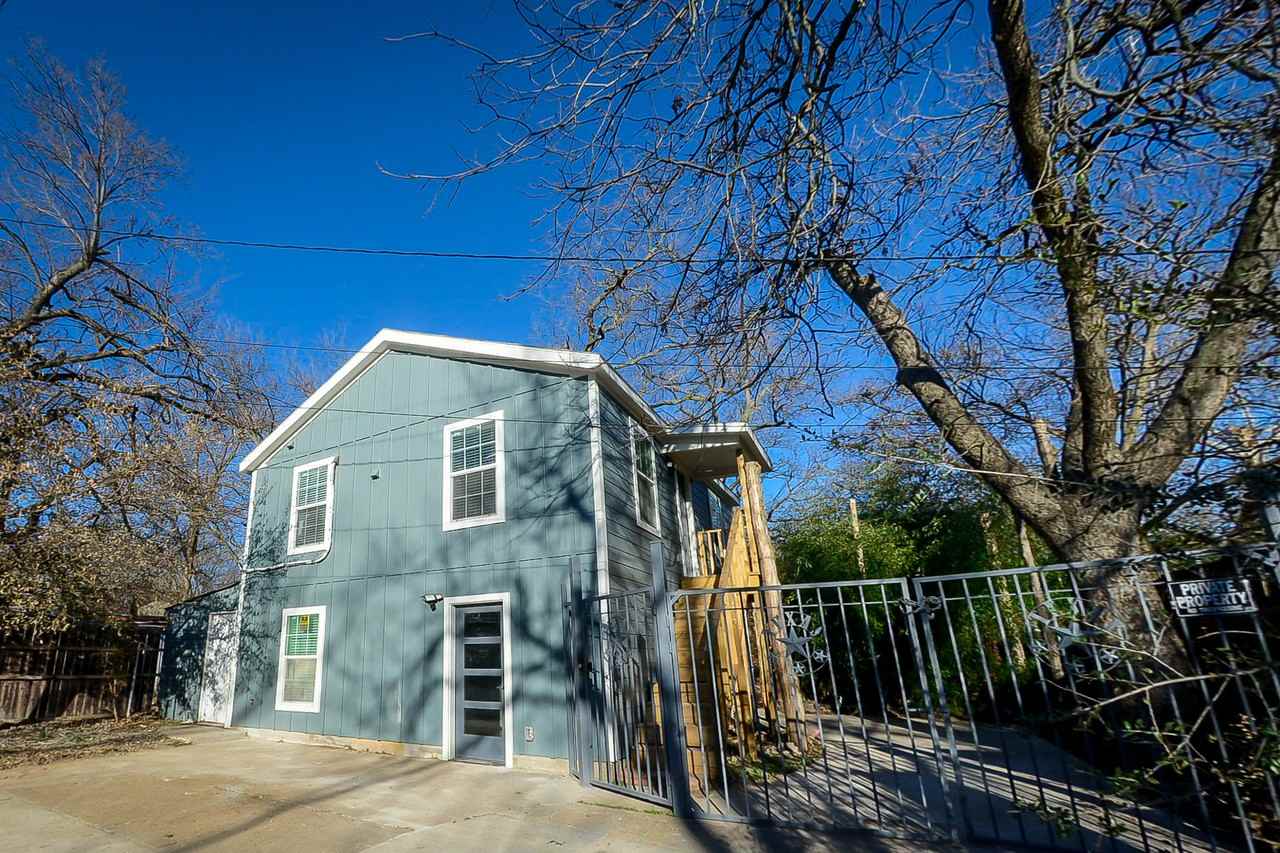 1124 S Burnett Ave #1 - Photo 2 of 14