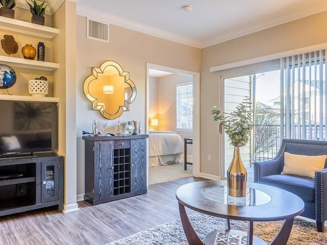 10500 Irma Dr - Photo 3 of 21