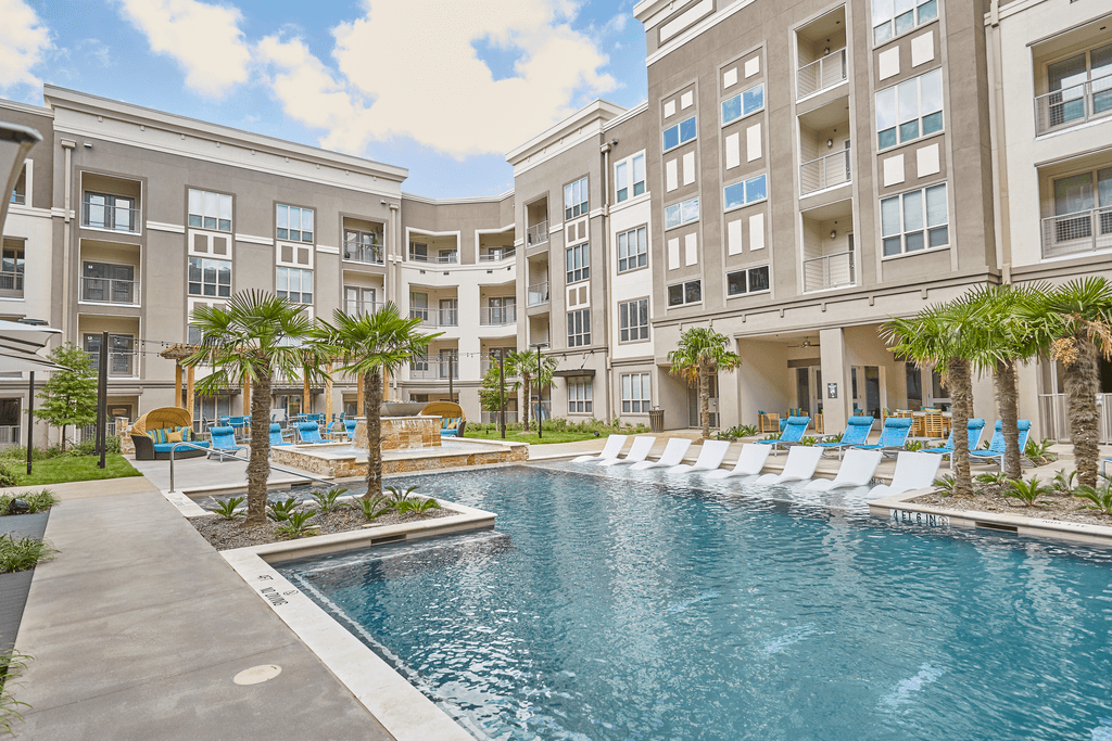 Summit at Stonebriar - Photo 3 of 50