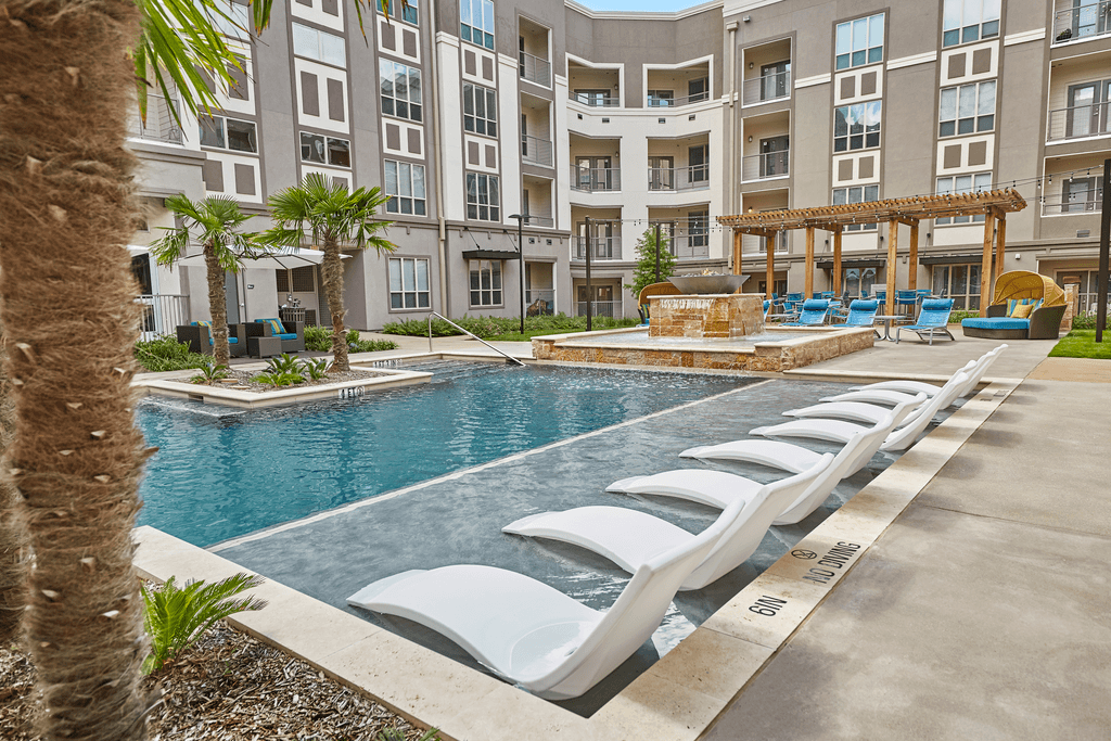 Summit at Stonebriar - Photo 4 of 50