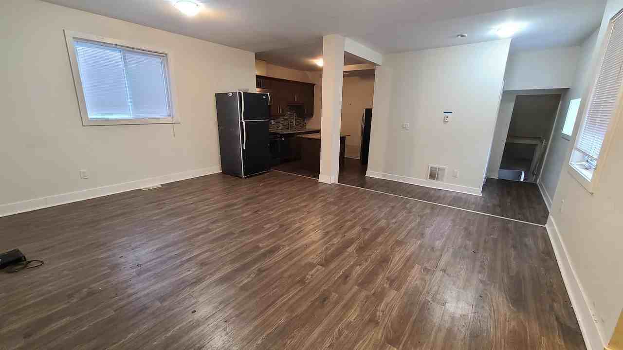 409 Chapel Street 1 room 1 Apartments 409 Chapel St, Ottawa, ON