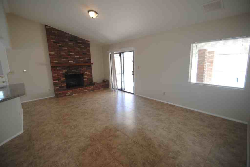 6532 W Sandra Terrace - Photo 3 of 14