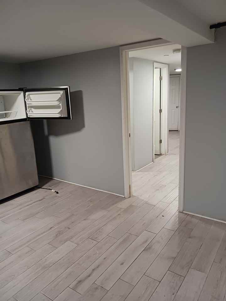 723 E 181st St #GL - Photo 3 of 7