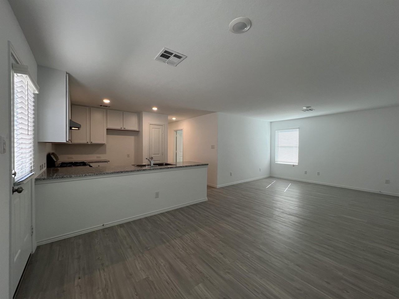 7314 Silos Rdg #1 - Photo 6 of 45