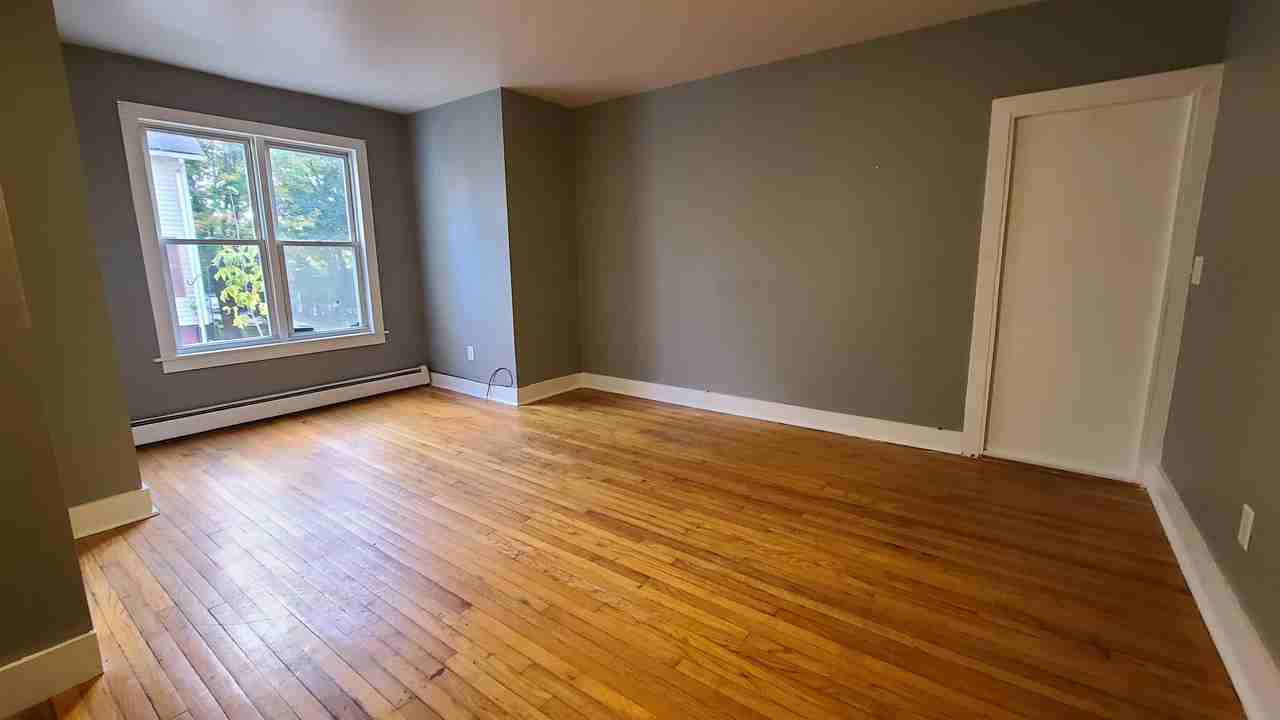 123 Broad St #A - Photo 2 of 14