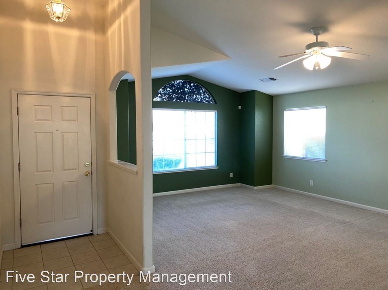 2424 Novi Dr - Photo 3 of 25
