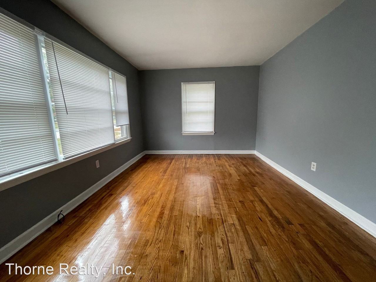 1308 Poplar St - Photo 2 of 11