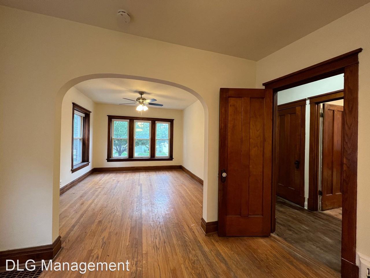 4931-35 N. Claremont - Photo 2 of 16