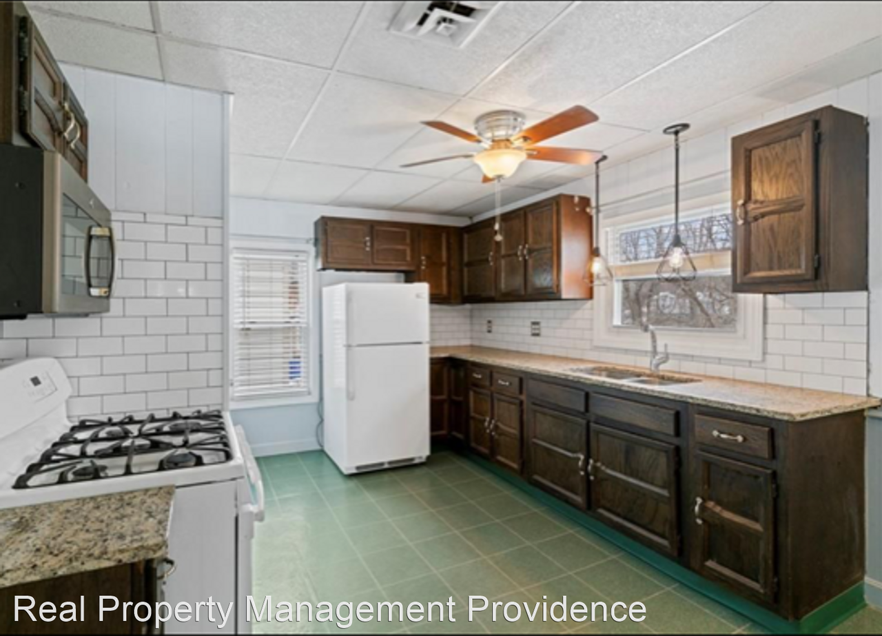 19 Metcalf Ave #2 - Photo 3 of 12