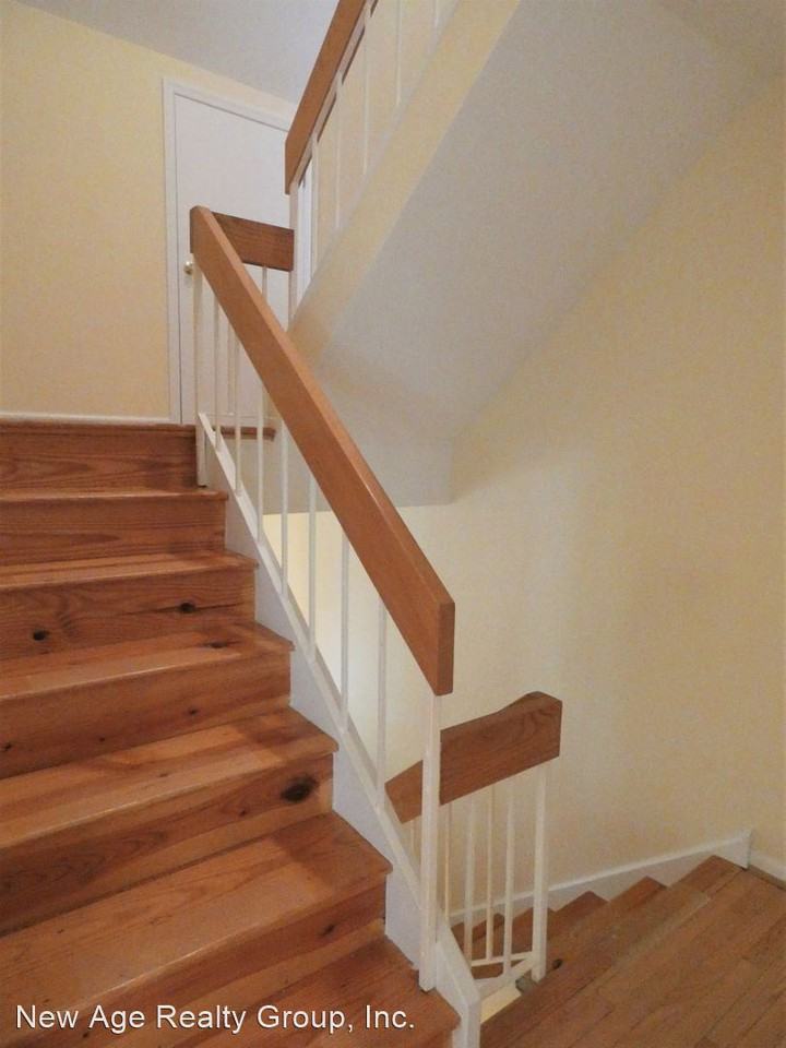 2036 Appletree St - Photo 2 of 29