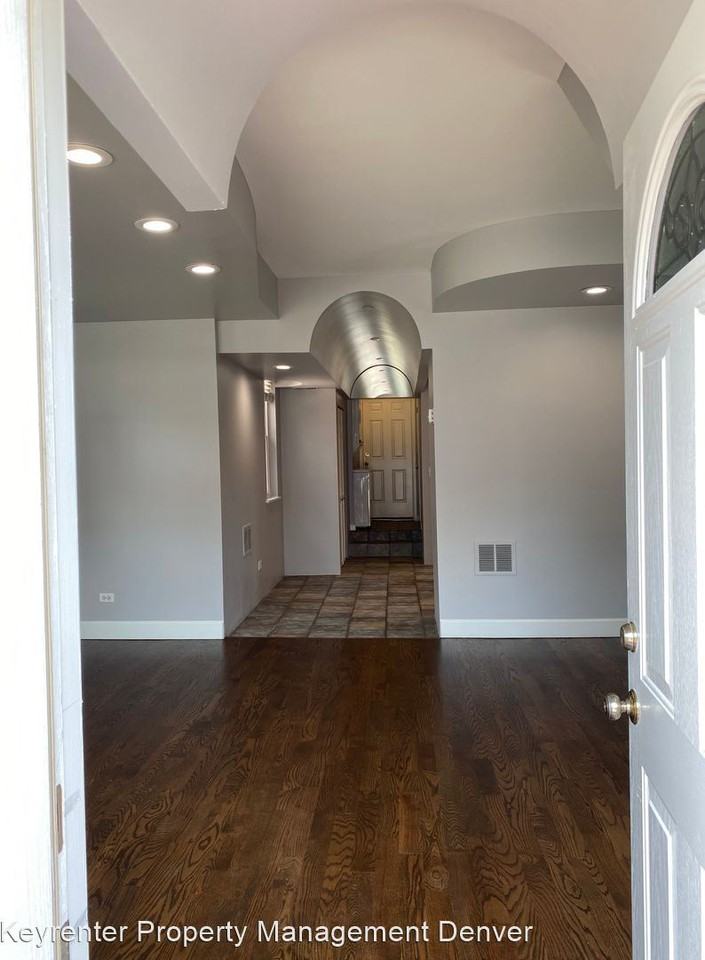 1328 E 22nd Ave - Photo 3 of 28