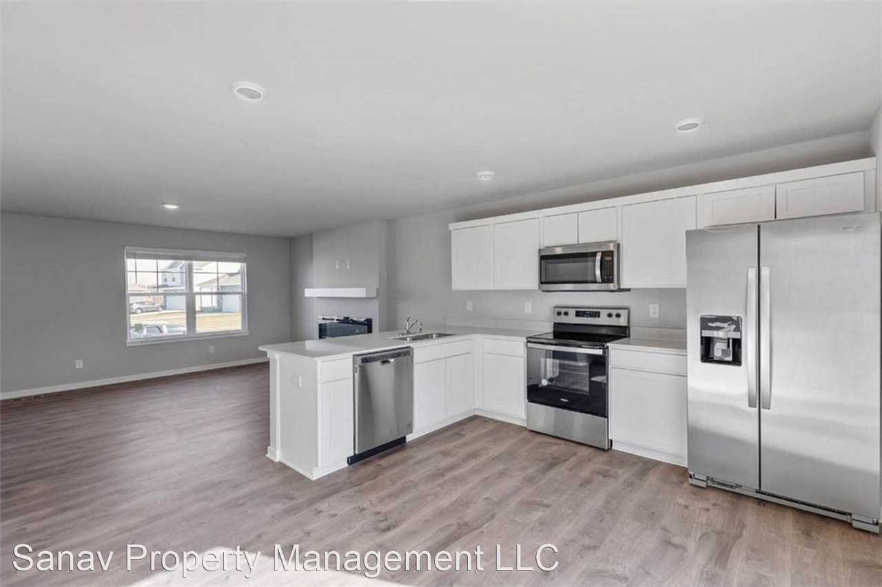 3451 10th Ave Sw - Photo 3 of 16