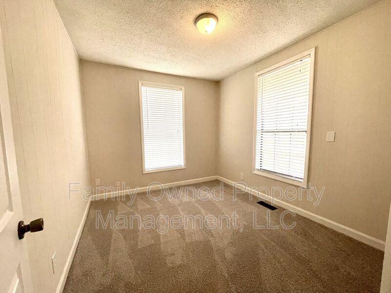 214 New Grade Rd - Photo 7 of 39