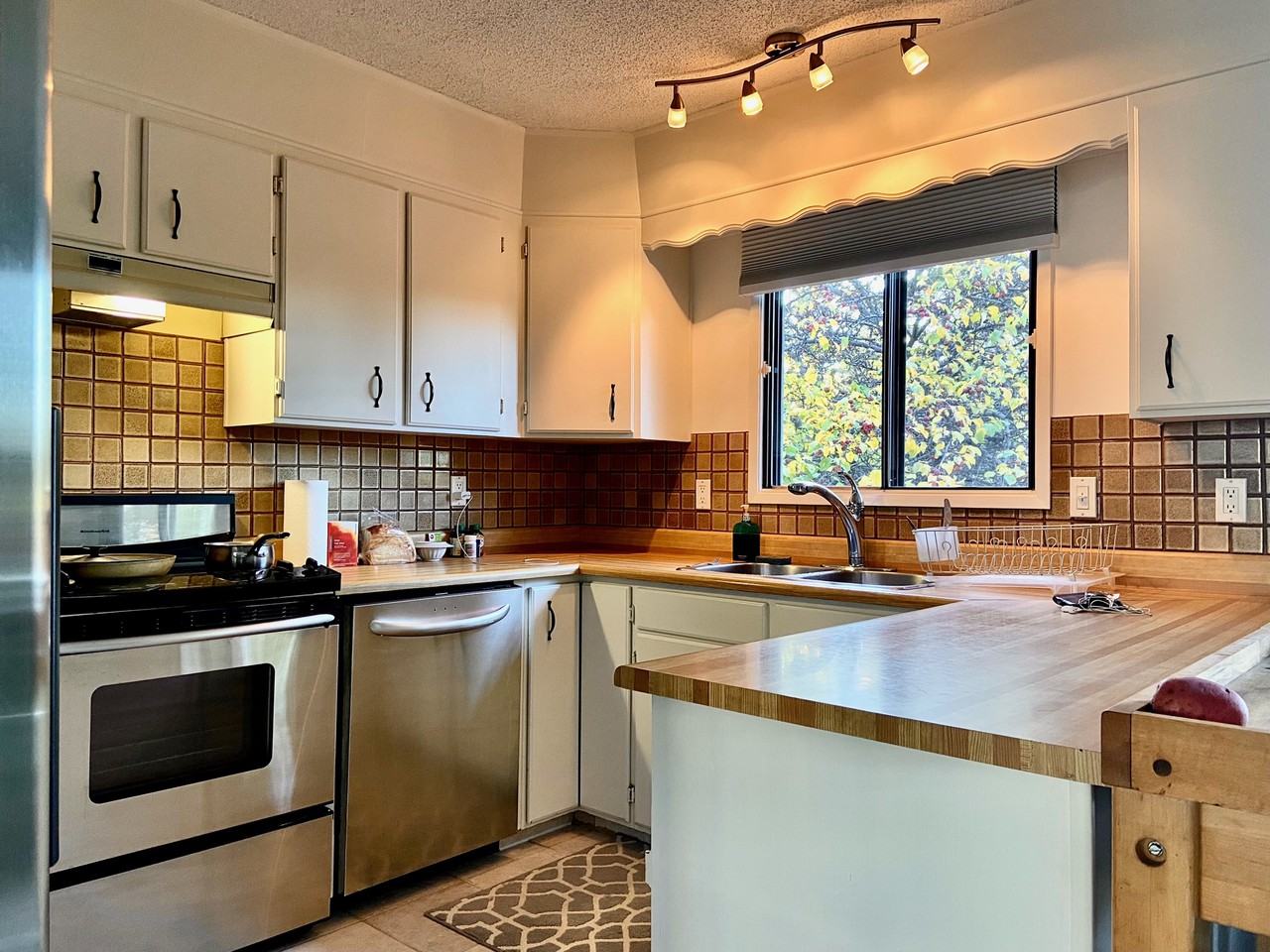 216 Ranchview Mews Nw - Photo 2 of 22