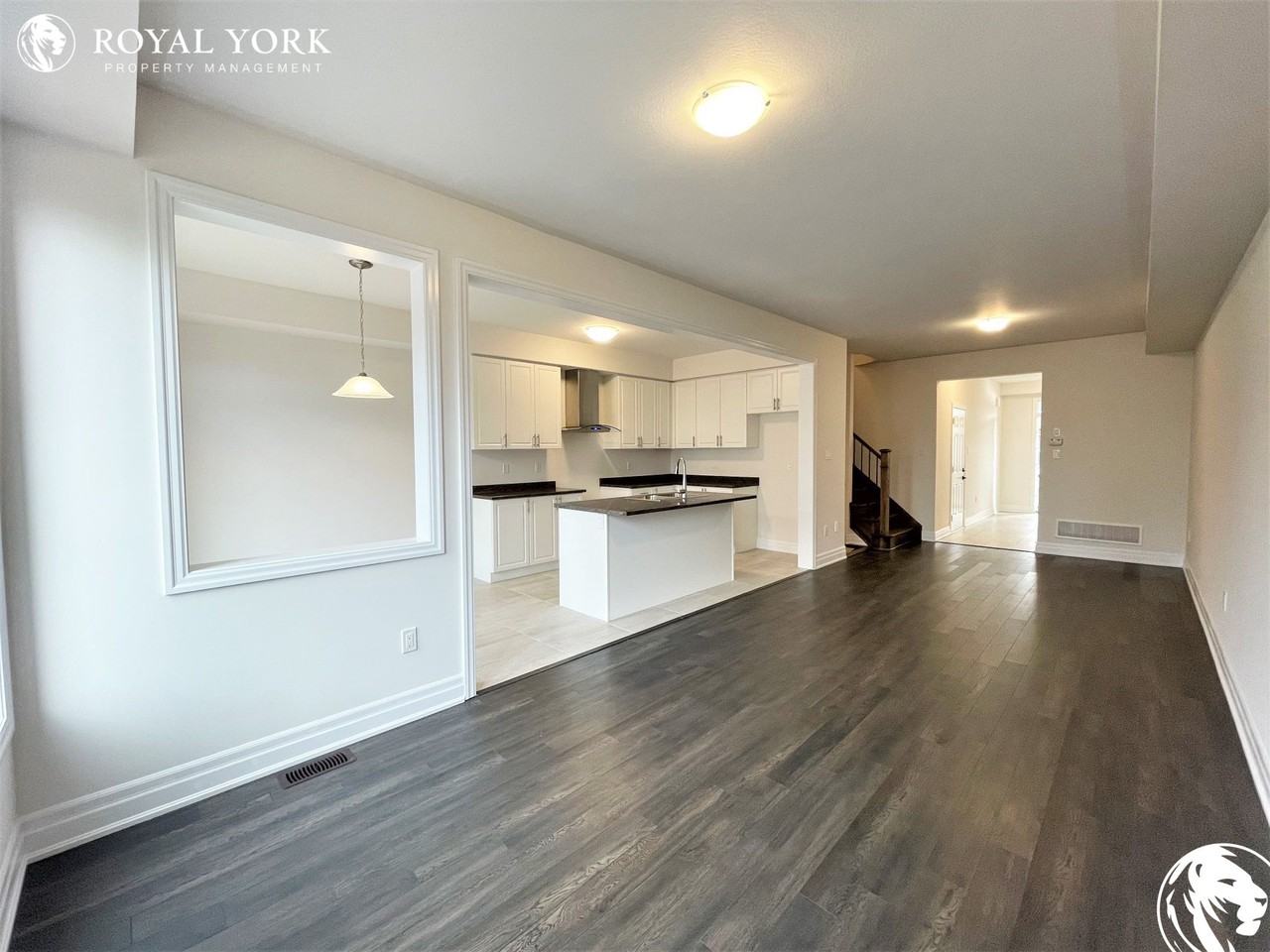 9204 9204 Griffon Street - Photo 2 of 35