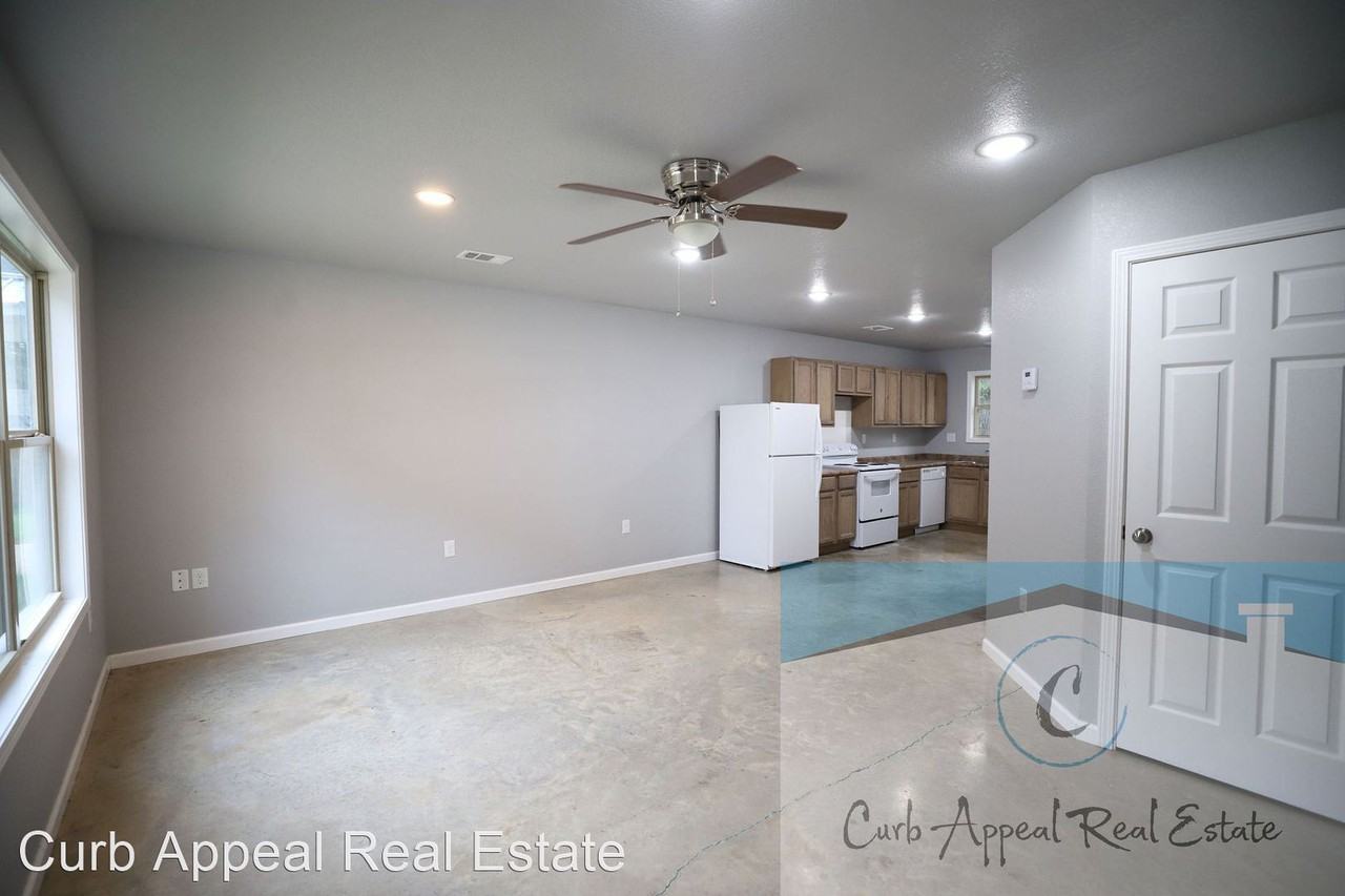 216-222 Paula Ave - Photo 2 of 18