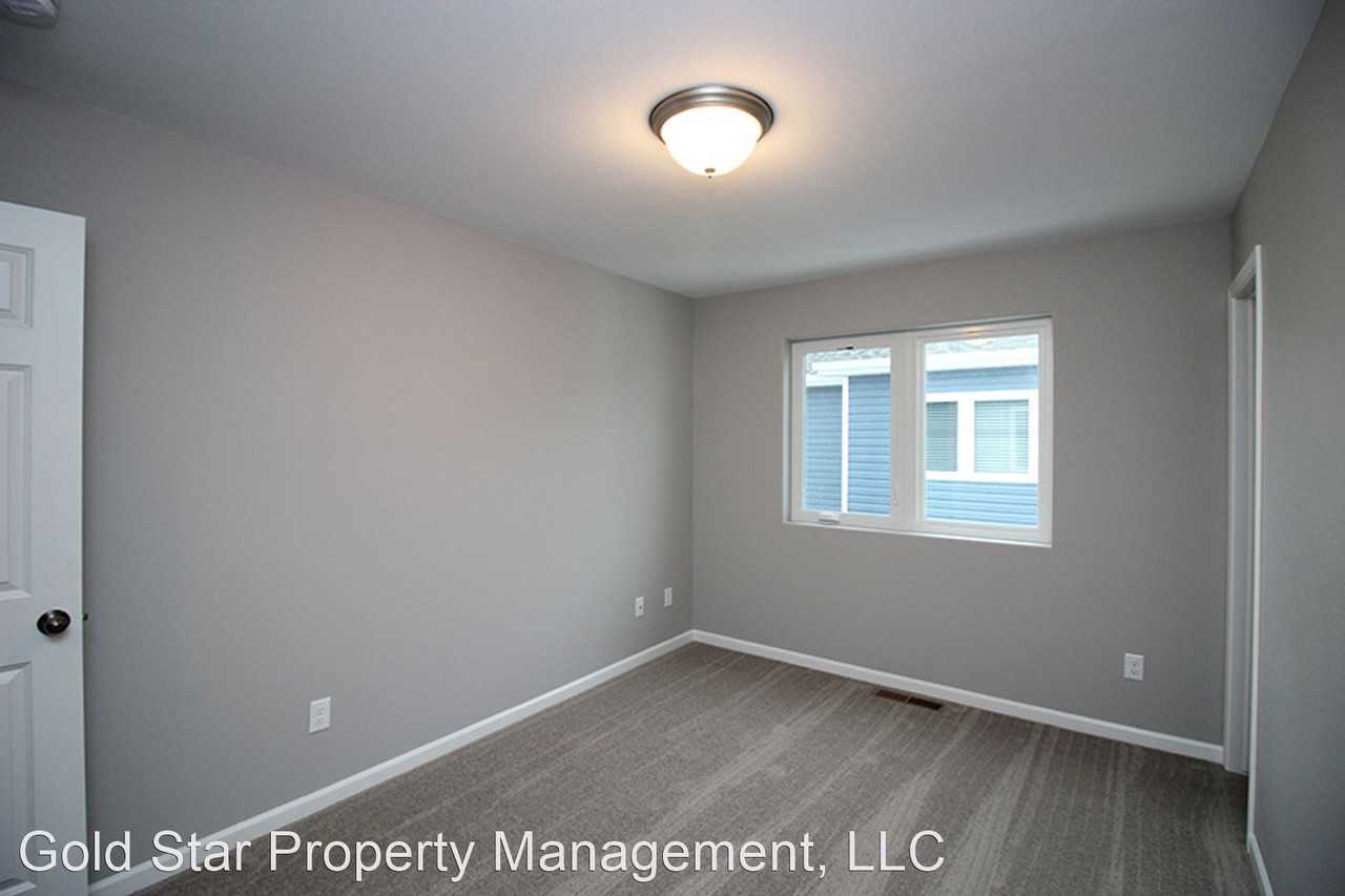 114 Marshall Loop - Photo 3 of 15