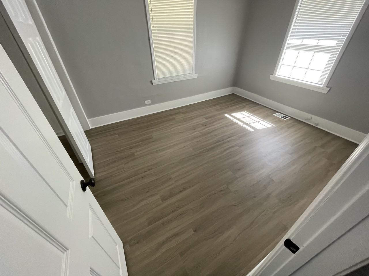 1452 Castalia St - Photo 5 of 7