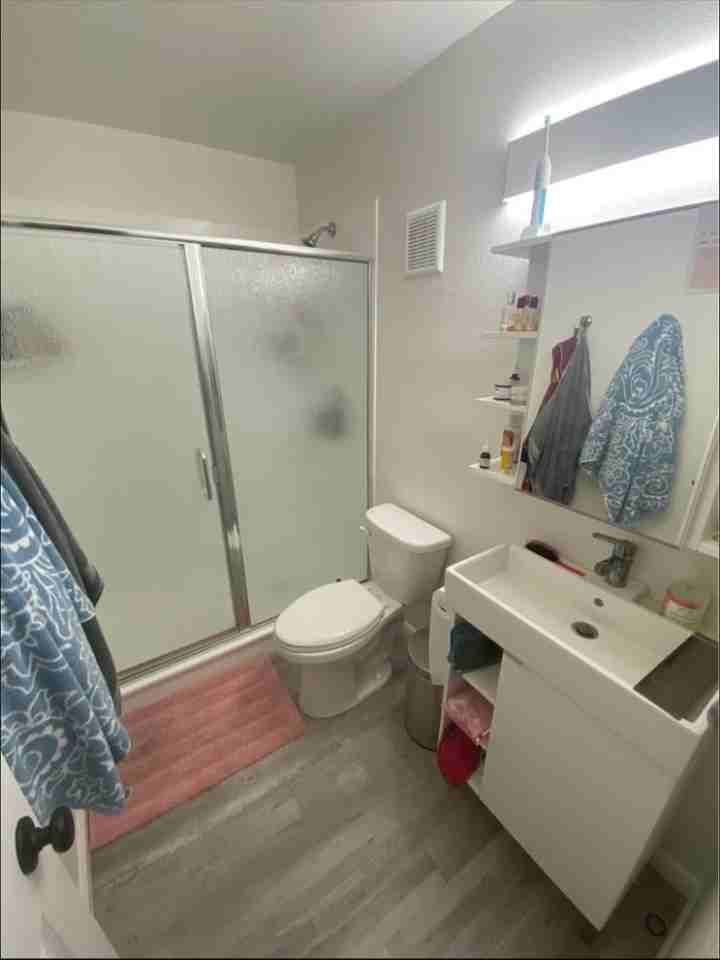 760 N. 800 E. - Photo 2 of 7