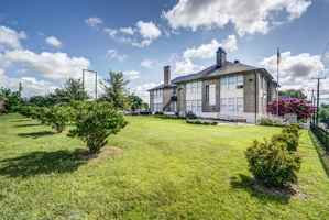 featured image of 141 E Wythe St