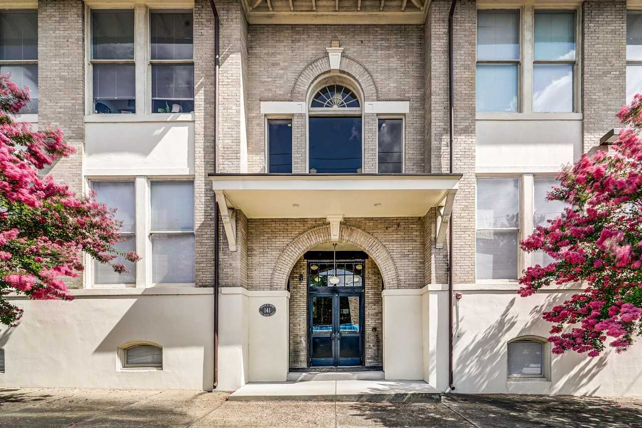 141 E Wythe St - Photo 4 of 19