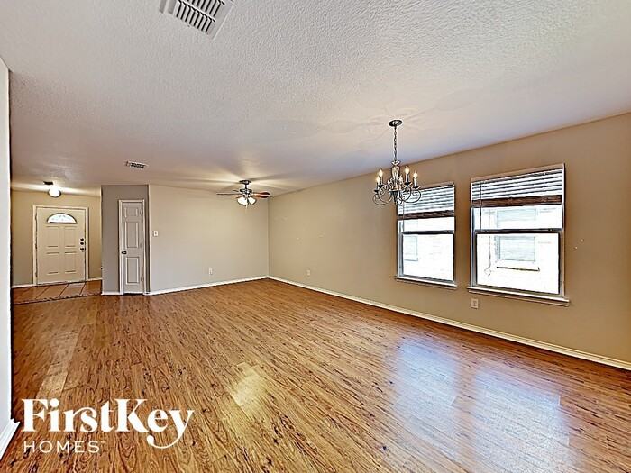 12640 Shady Cedar Dr - Photo 2 of 16