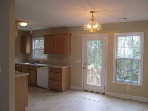 968 N Respess St - Photo 2 of 6