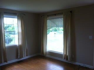 1503 Dugger Dr - Photo 3 of 8