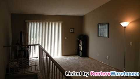 695 Parkside Dr - Photo 2 of 10