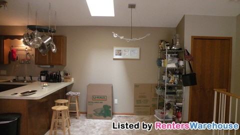 695 Parkside Dr - Photo 3 of 10