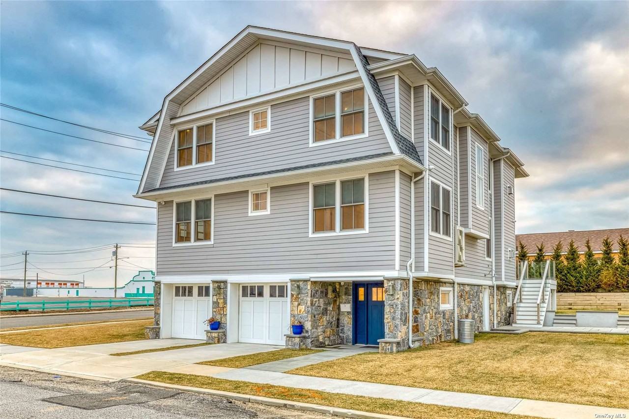 2115 Pacific Blvd - Photo 2 of 29