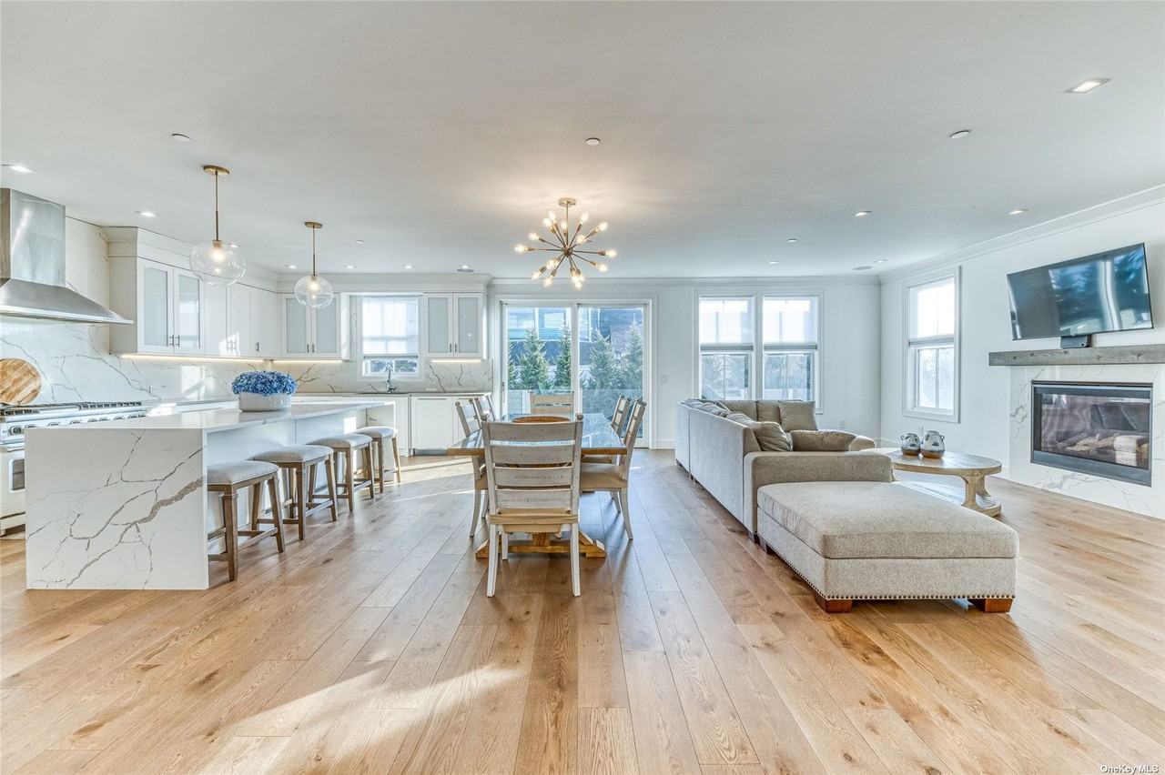 2115 Pacific Blvd - Photo 3 of 29