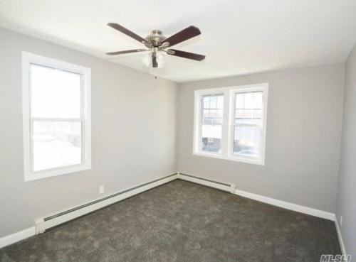 300 Riverboat Row - Photo 3 of 7