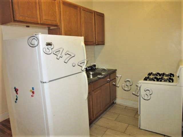 1579 Sterling Pl #LB-1 - Photo 3 of 12