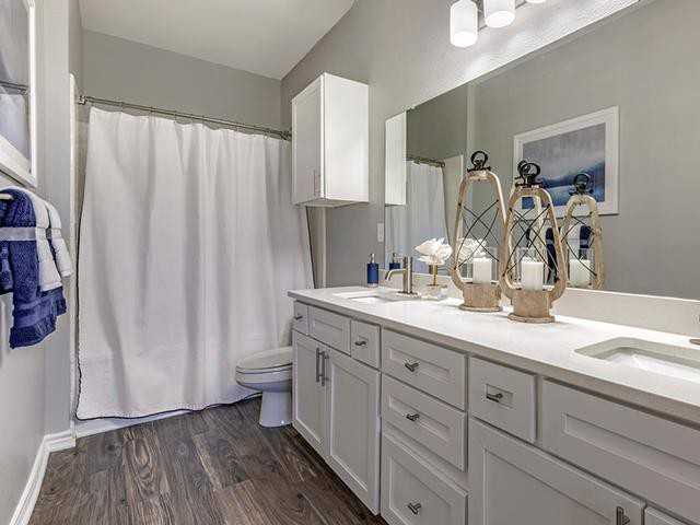 1301 Ivy Meadow Dr - Photo 4 of 23