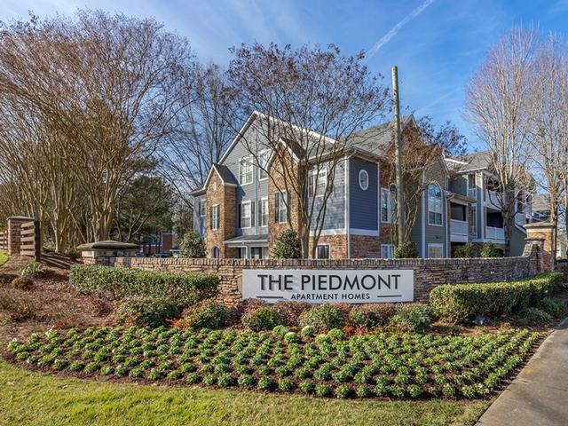 1301 Ivy Meadow Dr - Photo 6 of 23