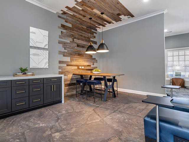 1301 Ivy Meadow Dr - Photo 2 of 23