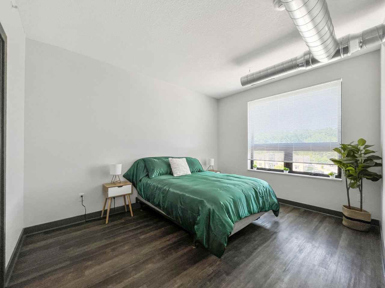 Keystone on 8th - Photo 7 of 39