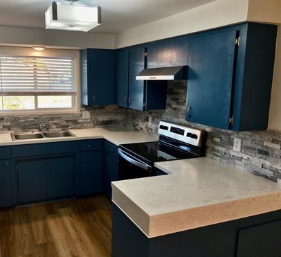 2548 Newton Street - Photo 3 of 11