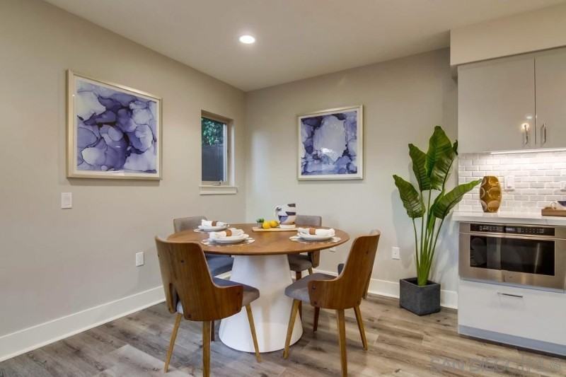 3030 Jarvis St - Photo 5 of 31