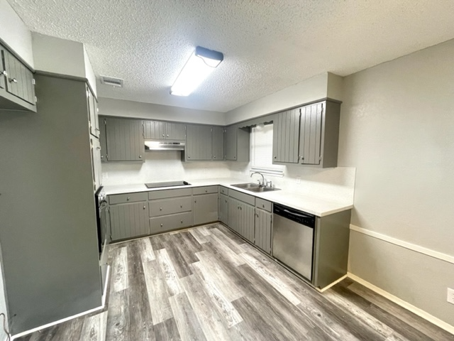 120 York Dr - Photo 5 of 14