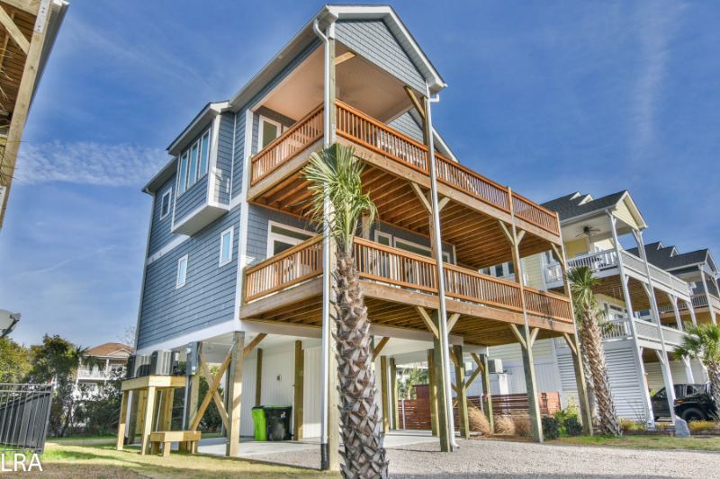 324 Oceanaire Ln - Photo 2 of 46