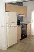 10550 Nw 7th Ter #B7 - Photo 2 of 8