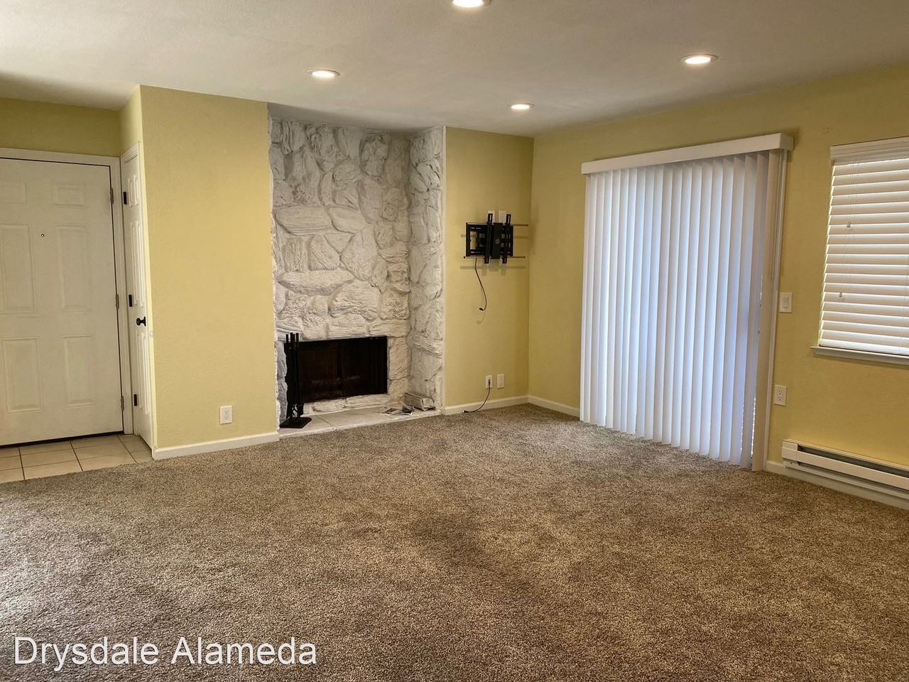 337 Caliente Dr - Photo 3 of 17