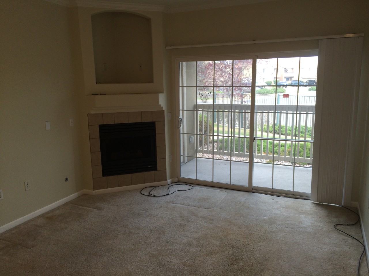 1415 S Galena Way - Photo 2 of 7